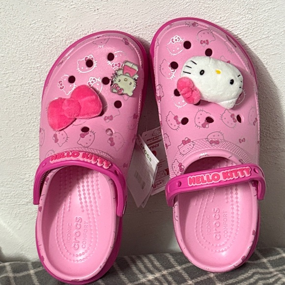 crocs hello kitty backpack Hello Kitty🎀CROCS platforms sz11 k+HK mini bag backpack🎒💕9x8Wx4D
